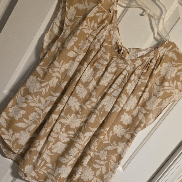 LC Lauren Conrad Tops - LC Lauren Conrad Tan Floral Blouse